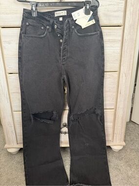 Women’s Abercrombie & Fitch Black Distressed 90s Baggy Low Rise Jeans